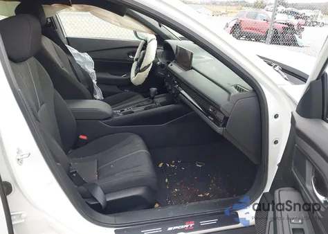 2024 Honda Accord Hybrid Sport из США, поврежденный, VIN 1HGCY2F52RA027715